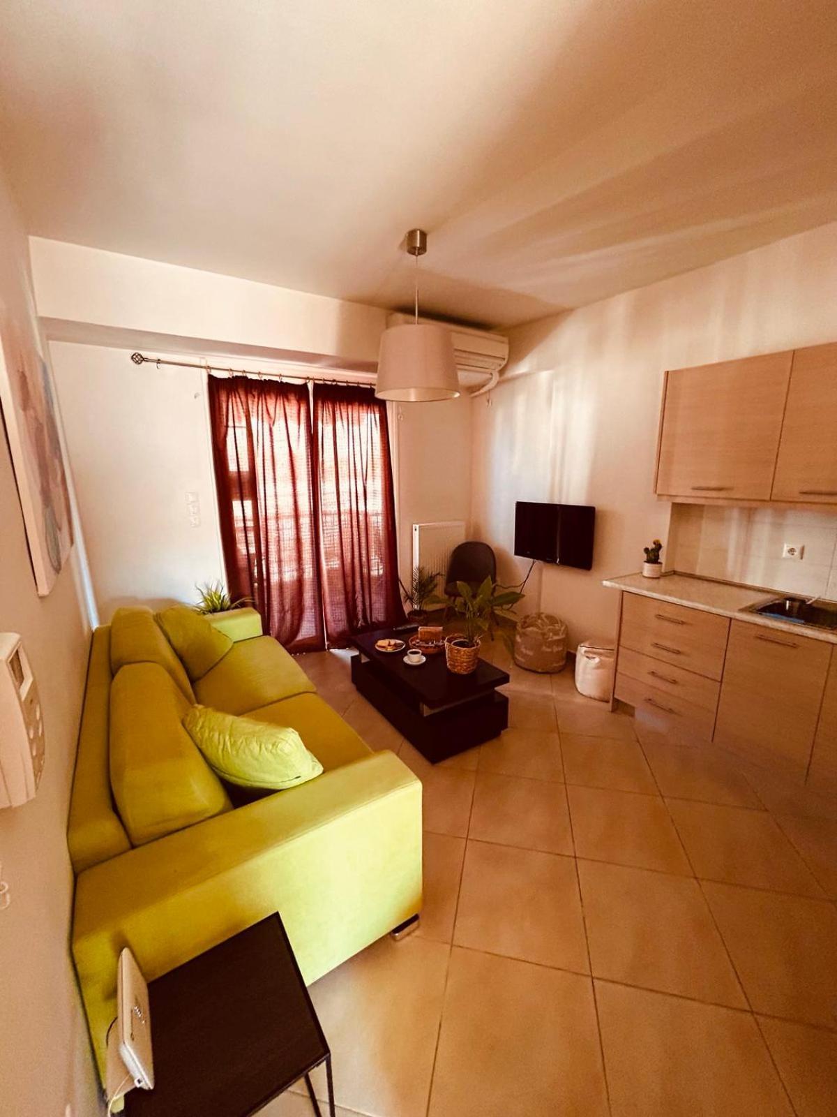 Central & Comfortable, With Acropolis View Ateny Zewnętrze zdjęcie